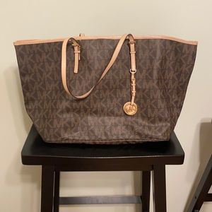 Michael Kors Tote